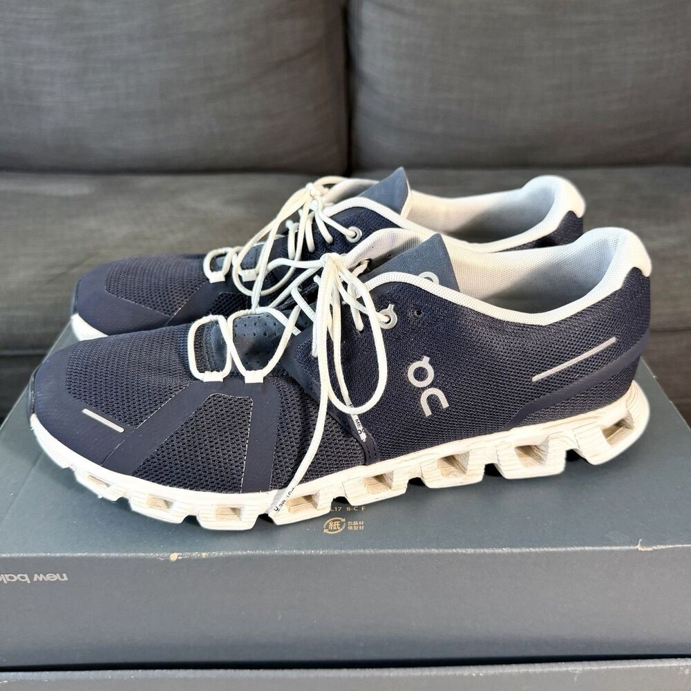 On Cloud 5 Navy Blue White Athletic Running Walking Shoes Mens Size 12